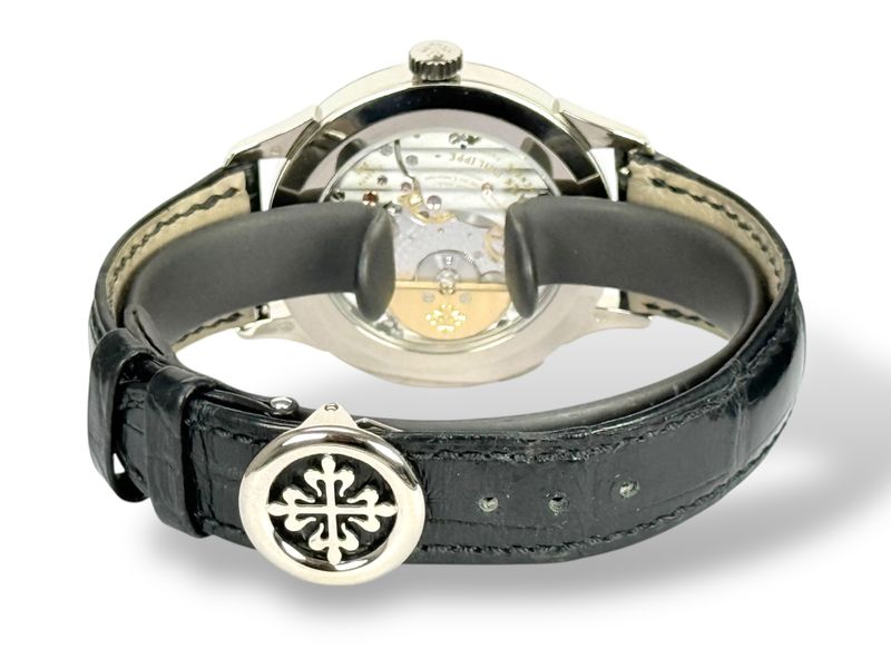 Patek Philippe World Time 5230G-014